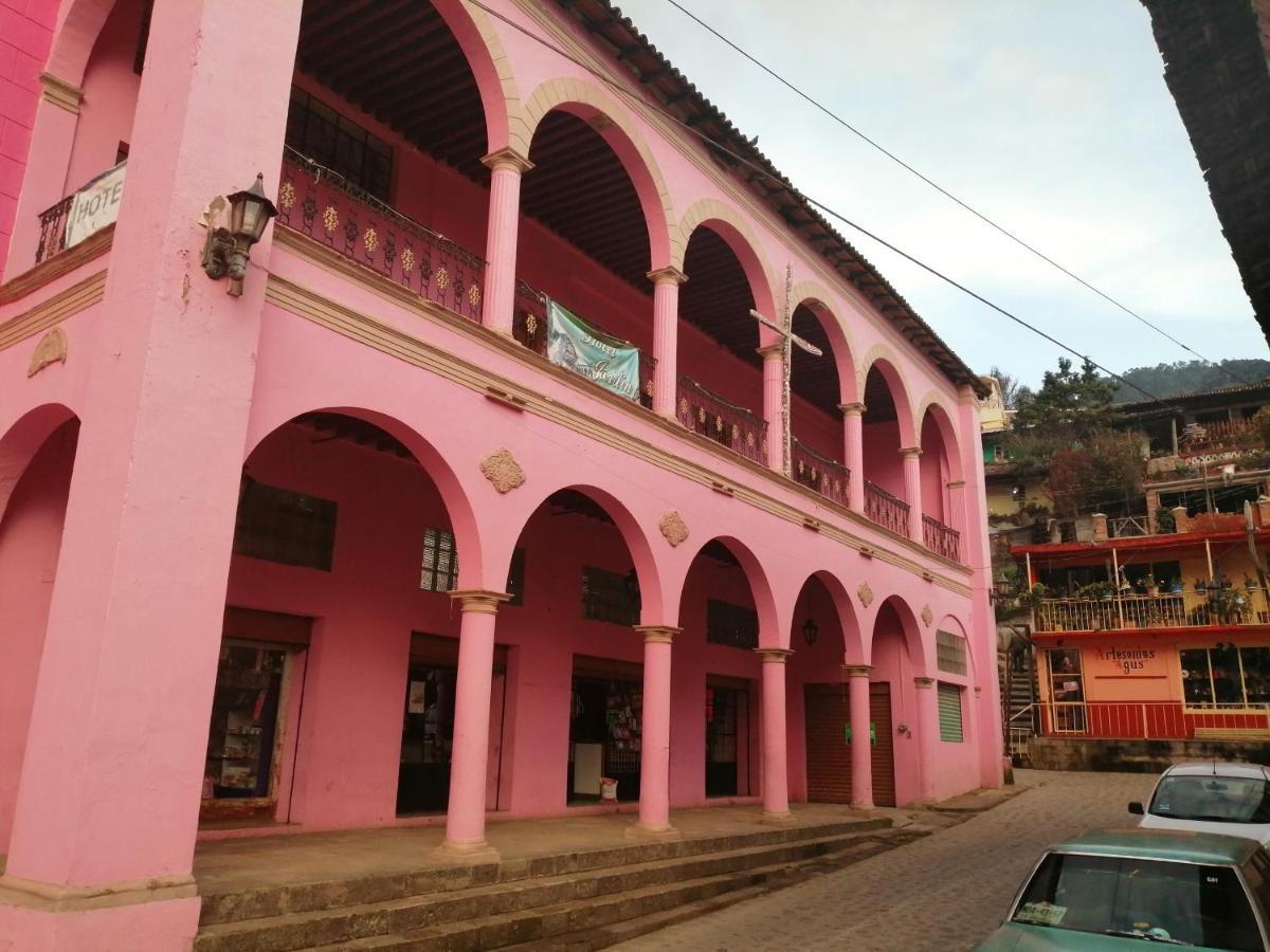 Hotel Jardin Mineral de Angangueo Exterior foto